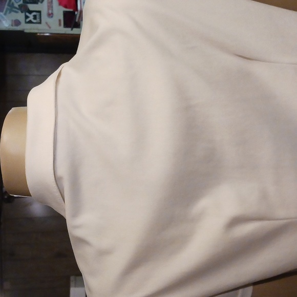 Nick & Sarah Unique Short Sleeve Meet in the Middle Split Hem Top Sz L juniors - Picture 11 of 13